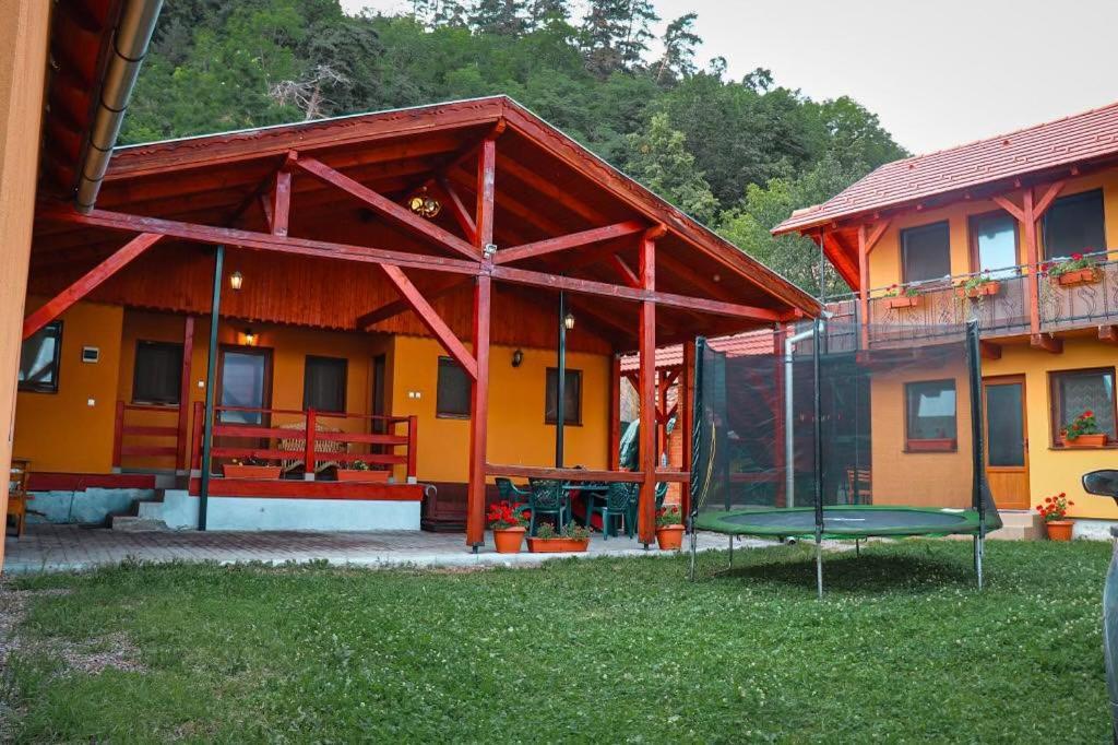 Casa 51 Hotel Прайд Екстериор снимка
